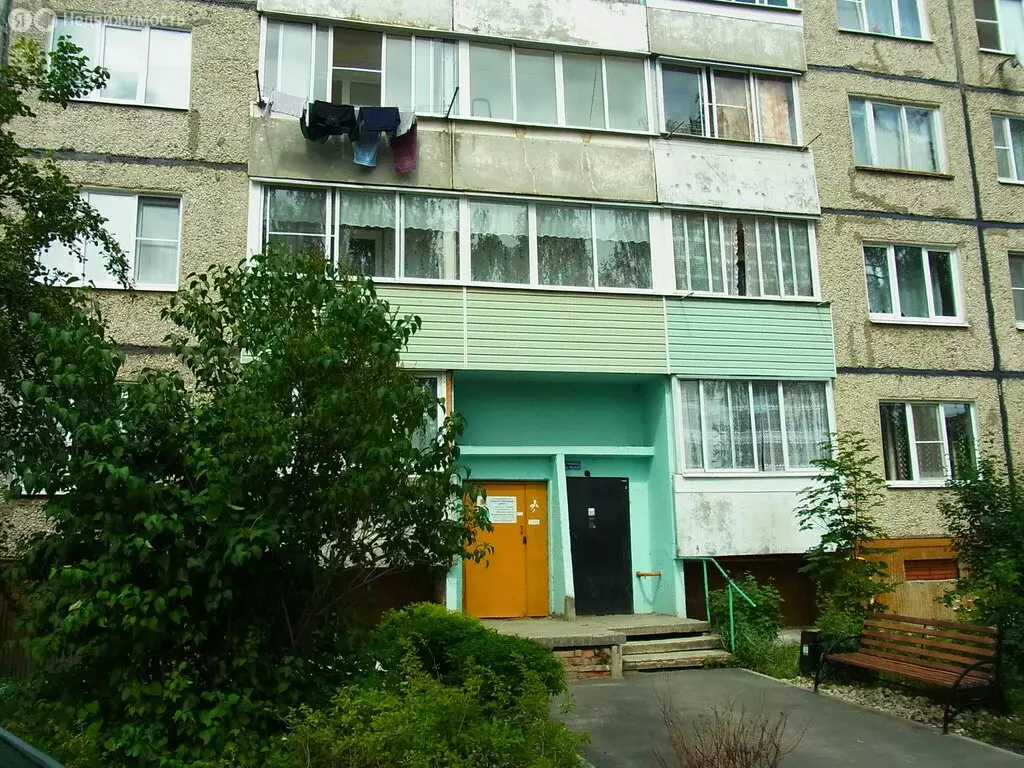 2-комнатная квартира: Собинка, улица Лакина, 1Б (49.5 м) - Фото 0