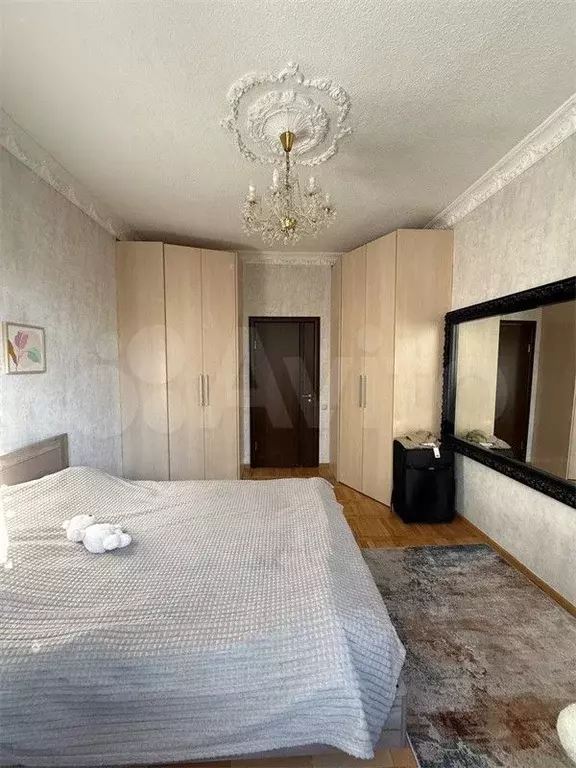 Комната 20 м в 3-к., 2/6 эт. - Фото 0