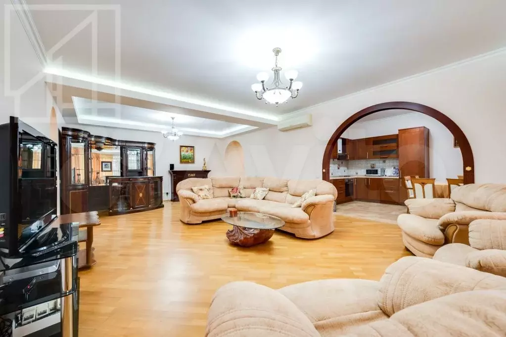 4-к. квартира, 160 м, 6/7 эт. - Фото 0