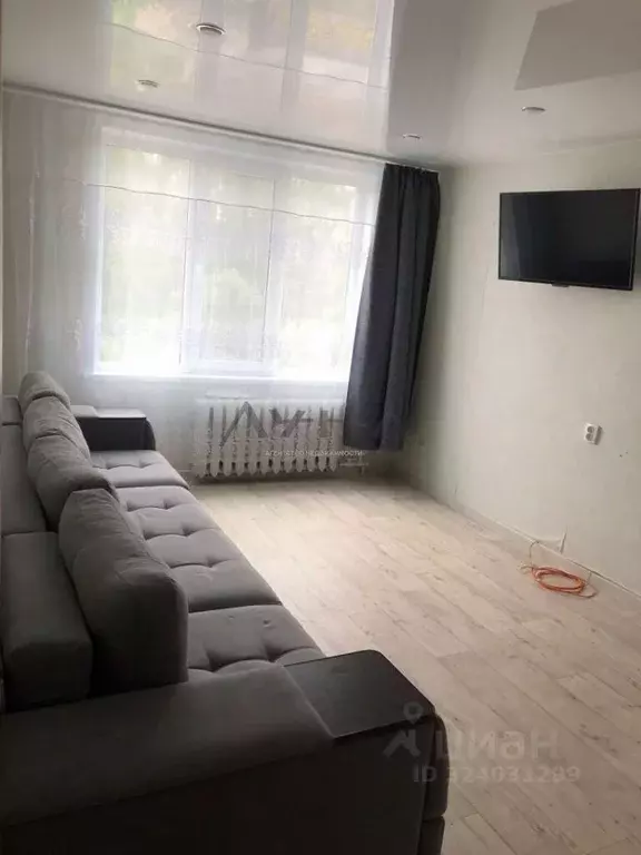 2-к кв. Татарстан, Набережные Челны пос. ЗЯБ, пер. Автомобилистов, 4 ... - Фото 1