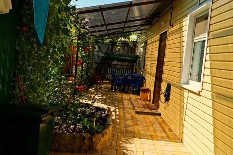 Дом в Краснодарский край, Ейск ул. Гоголя, 49 (30 м) - Фото 1