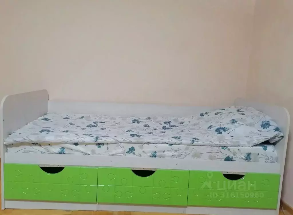 1-к кв. Воронежская область, Богучар 4 (38.0 м) - Фото 1