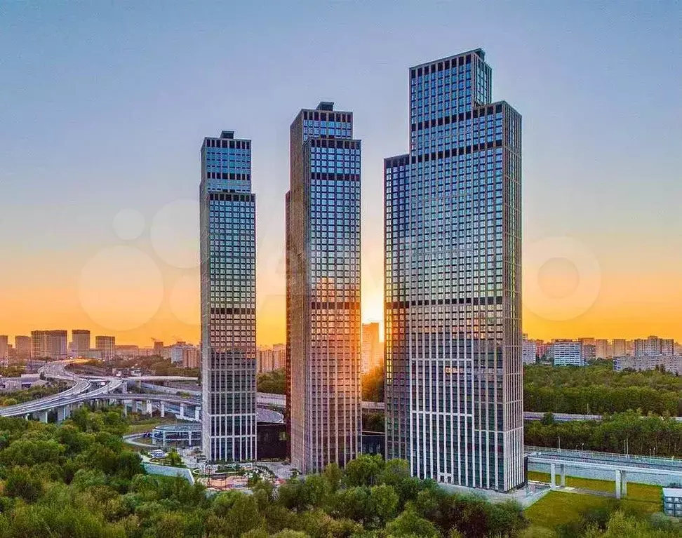 Квартира-студия, 75 м, 36/56 эт. - Фото 0