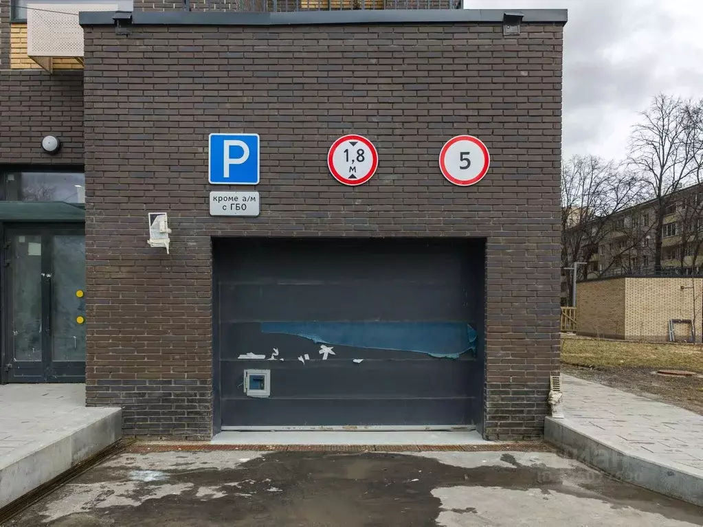 Гараж в Москва 3-я Владимирская ул., 23 (13 м) - Фото 1