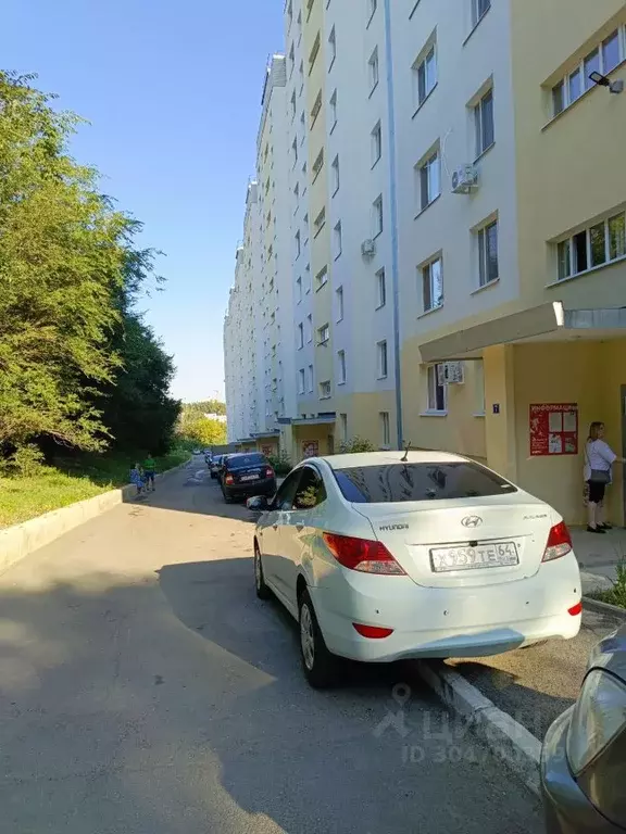 1-к кв. Саратовская область, Саратов проезд 2-й Азовский, 28 (40.0 м) - Фото 1