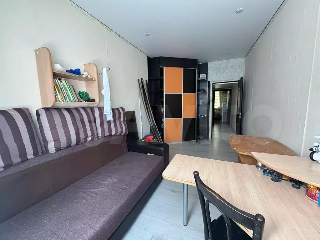 Комната 14,8 м в 3-к., 1/3 эт. - Фото 1