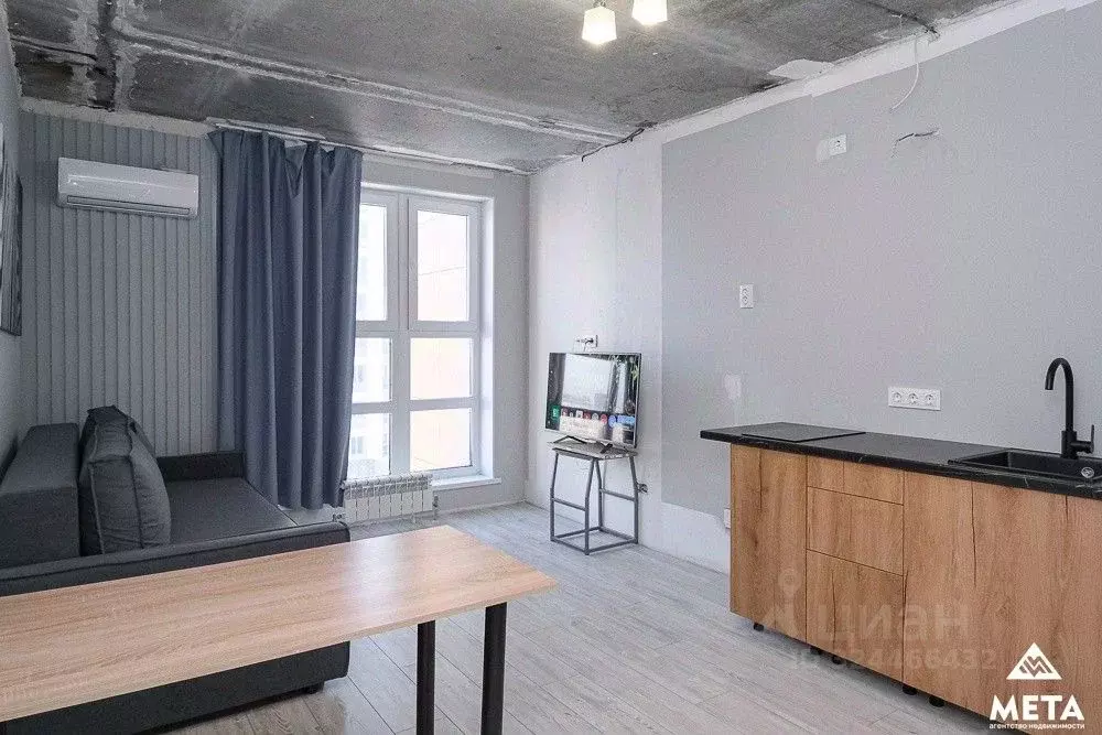 2-к кв. Омская область, Омск ул. 70 лет Октября, 3Б (65.3 м) - Фото 2