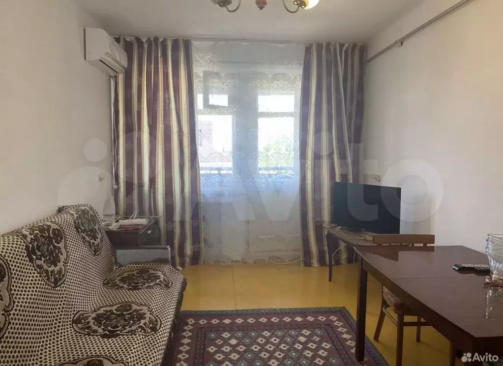 3-к. квартира, 54 м, 3/3 эт. - Фото 0