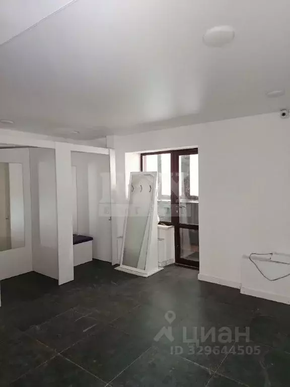 Помещение свободного назначения в Москва ул. Академика Анохина, 46К2 ... - Фото 1