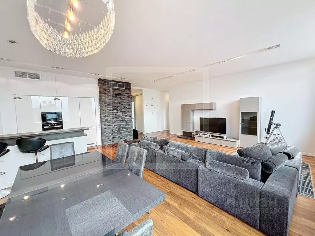 4-к кв. Москва Мосфильмовская ул., 8 (138.0 м) - Фото 1