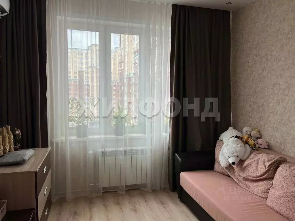 2-к кв. Кемеровская область, Кемерово просп. Притомский, 35к1 (71.4 м) - Фото 0