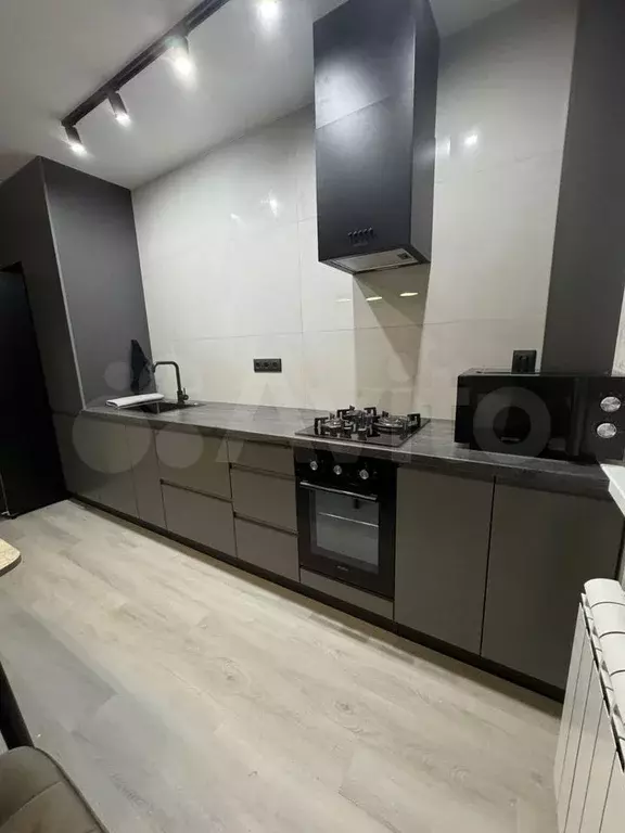 1-к. квартира, 38 м, 6/9 эт. - Фото 0