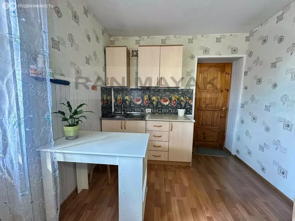 1к в -комнатной квартире (14.7 м) - Фото 1