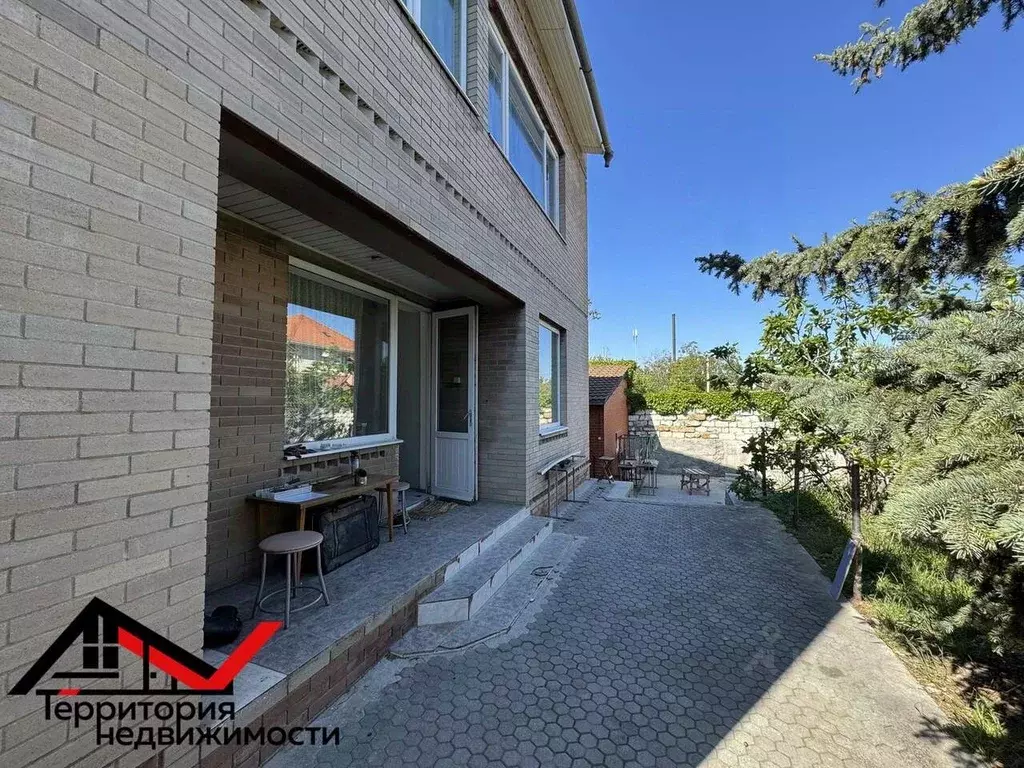 Дом в Севастополь ул. Адмирала Азарова, 62 (305 м) - Фото 2