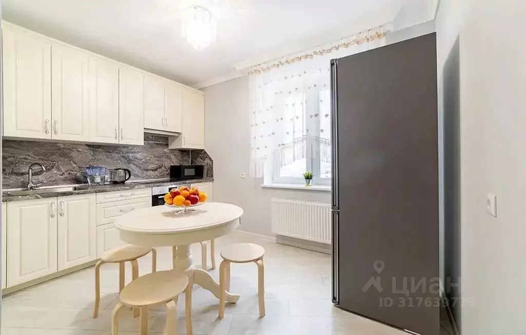 2-к кв. Татарстан, Казань ул. Вишневского, 57А (61.0 м) - Фото 1