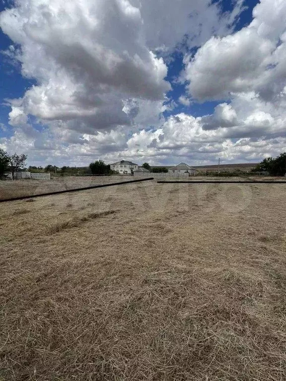 Участок в Крым, Симферопольский район, Перовское с/пос, с. Веселое ул. ... - Фото 1