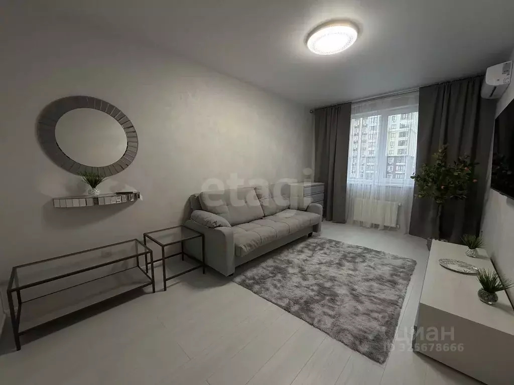 2-к кв. Крым, Симферопольский район, с. Мирное ул. Крымской Весны ... - Фото 1