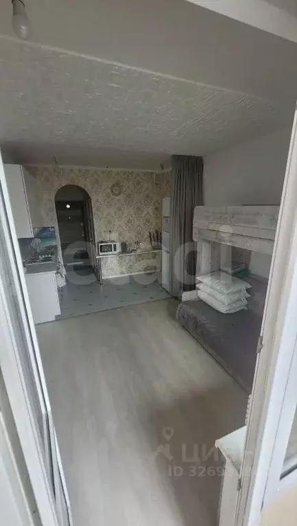 Студия Ханты-Мансийский АО, Сургут ул. Крылова, 32 (24.0 м) - Фото 1