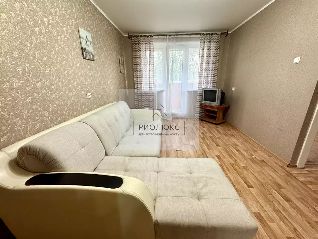 1-к кв. Челябинская область, Челябинск ул. Дзержинского, 83 (30.8 м) - Фото 0