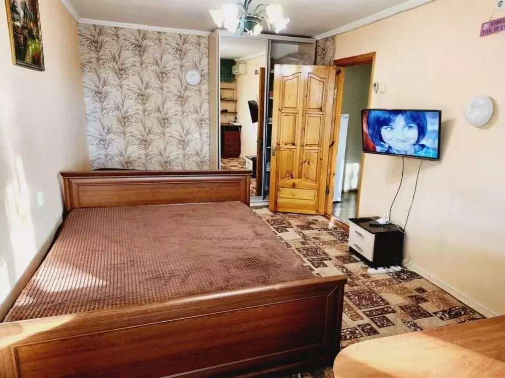 1-к кв. Крым, Симферополь ул. Севастопольская, 32 (35.0 м) - Фото 2