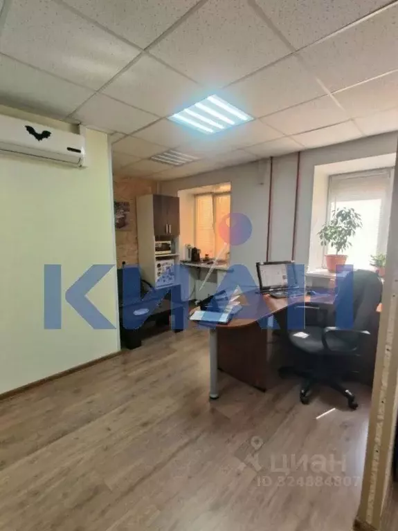 Офис в Красноярский край, Красноярск ул. Партизана Железняка, 9А (42 ... - Фото 1