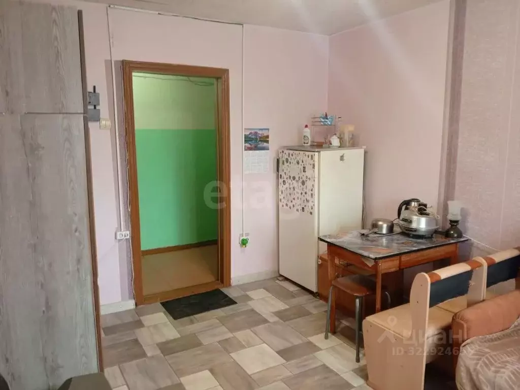 Комната Псковская область, Псков ул. Труда, 55 (12.8 м) - Фото 0