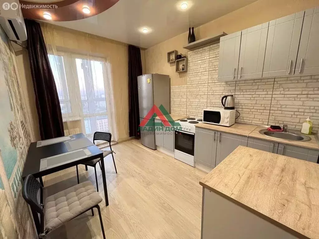 1-комнатная квартира: Краснодар, Российская улица, 79/3к2 (38 м) - Фото 1