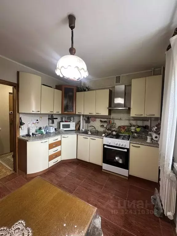 4-к кв. Саратовская область, Саратов ул. Имени А.Н. Радищева, 1 (80.0 ... - Фото 2