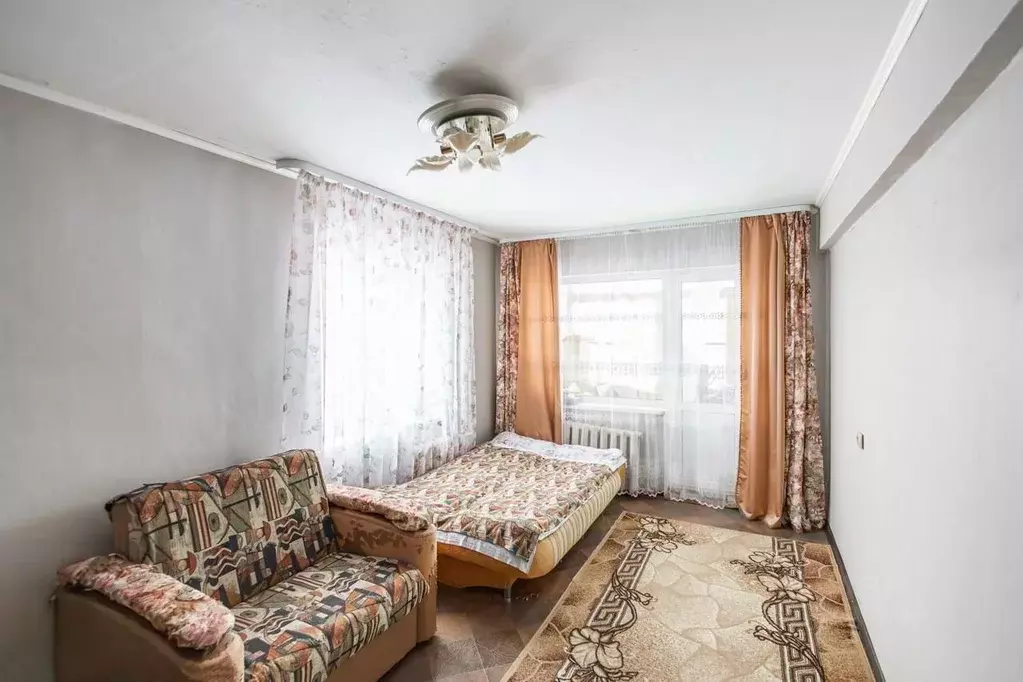 2-к кв. Омская область, Омск Нефтезаводская ул., 36А (40.8 м) - Фото 1