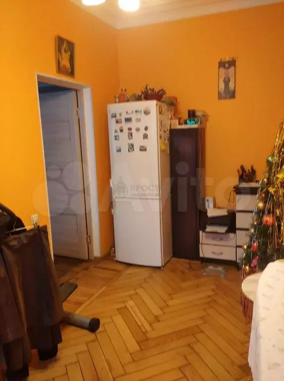 Комната 52,6 м в 6-к., 5/6 эт. - Фото 1