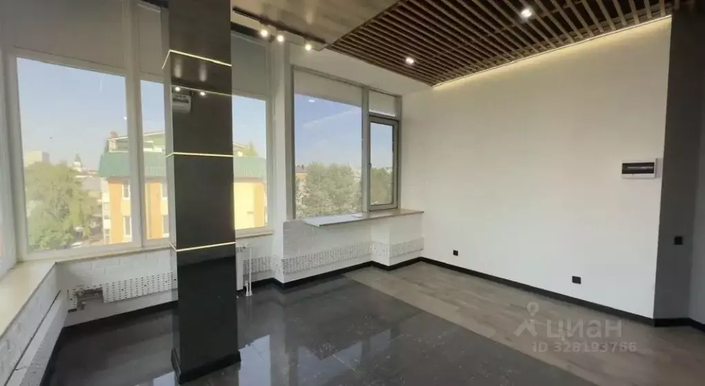 Помещение свободного назначения в Татарстан, Казань Габдуллы Тукая ... - Фото 1