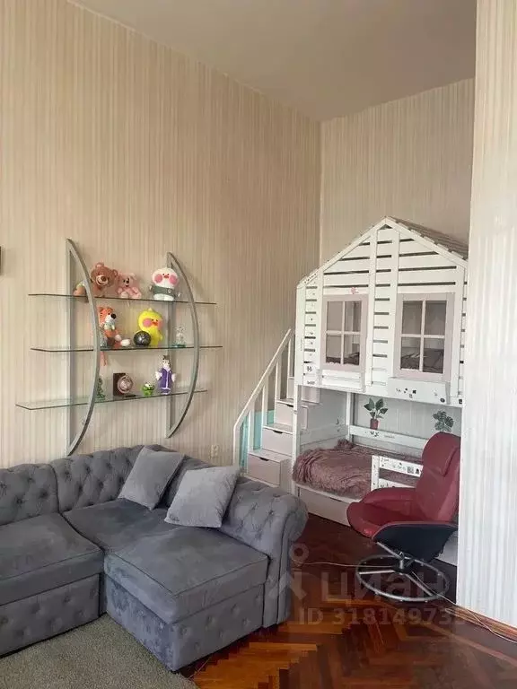 Студия Санкт-Петербург наб. Макарова, 10 (42.0 м) - Фото 0
