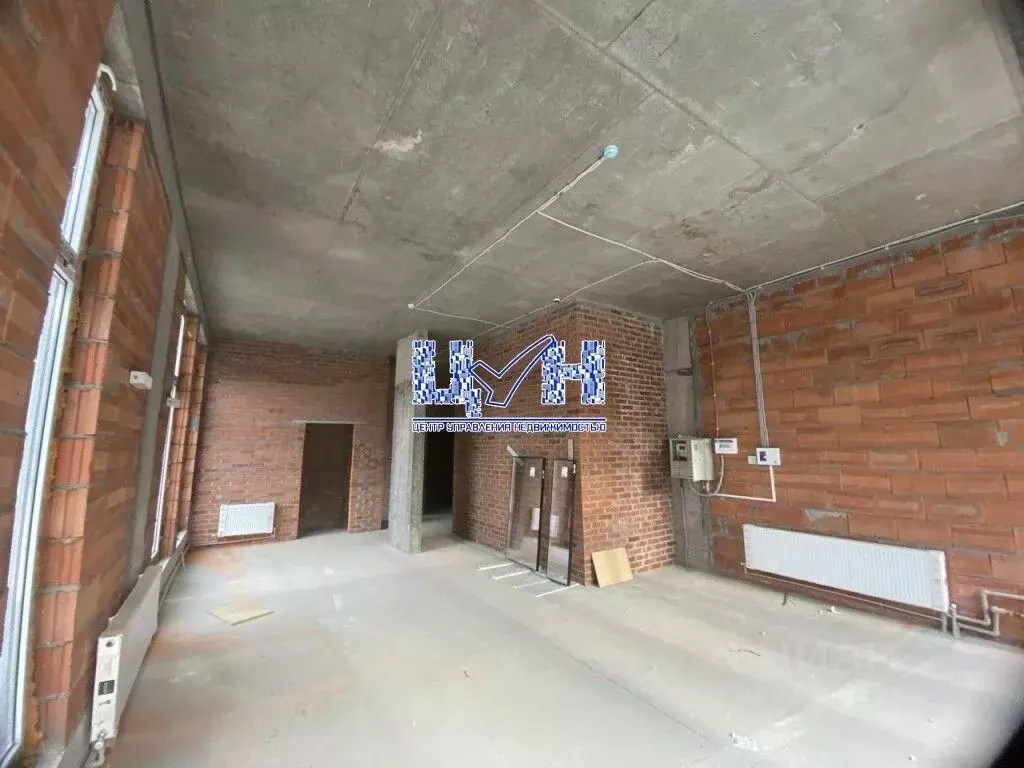 Торговая площадь в Курская область, Курск ул. Чехова, 3 (84 м) - Фото 1