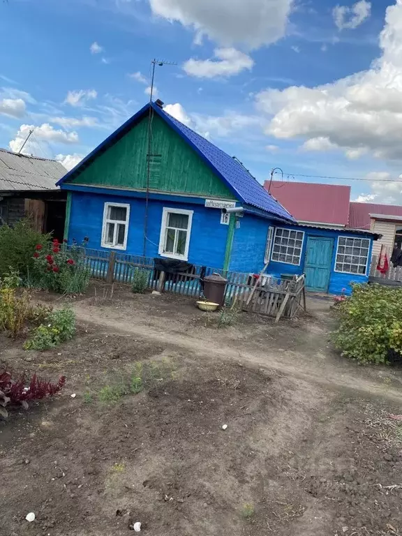 Дом в Омская область, Омск ул. 5-я Самарская, 66 (25 м) - Фото 0