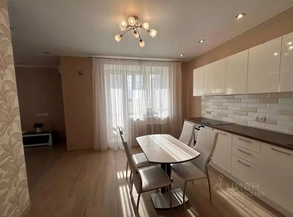 2-к кв. Башкортостан, Уфа ул. Рихарда Зорге, 67 (85.4 м) - Фото 1