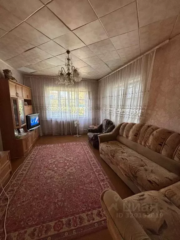 Дом в Ставропольский край, Новоалександровск ул. Калинина (90 м) - Фото 1