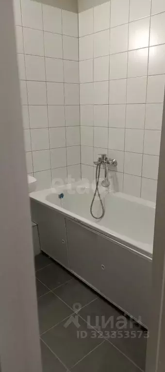 2-к кв. Пермский край, Пермь ул. Сергея Есенина, 9Ак1 (32.7 м) - Фото 0