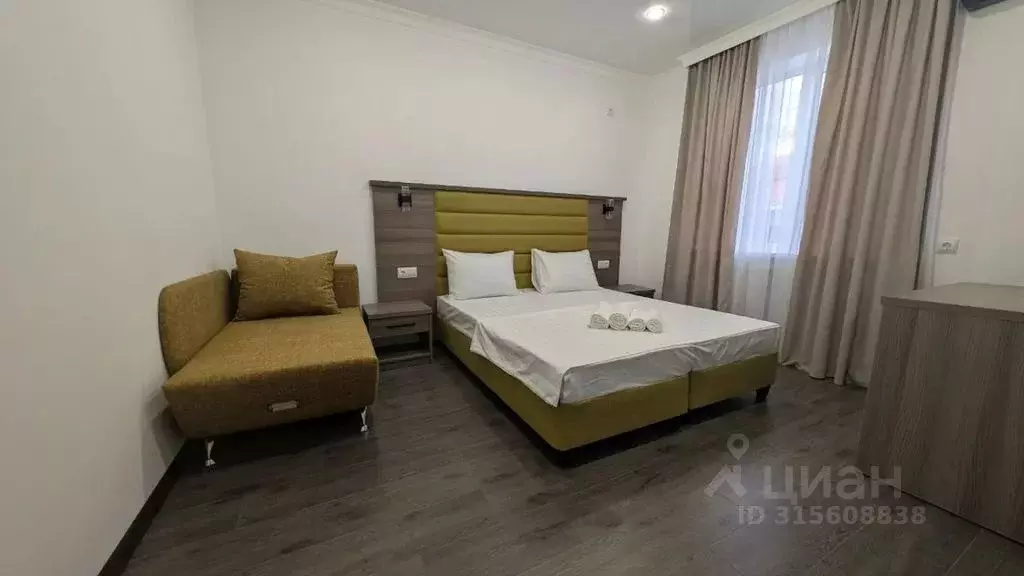 Комната Краснодарский край, Геленджик Почтовая ул., 4Б - Фото 0