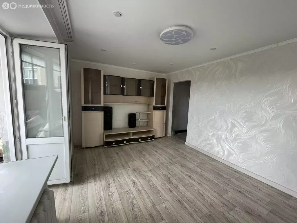 2-комнатная квартира: Белорецк, улица С. Кирова, 46 (43 м) - Фото 1