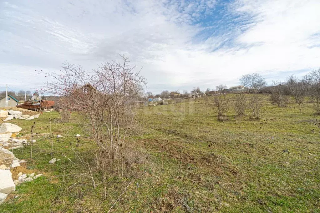 Участок в Севастополь с. Передовое, ул. Минчугова (5.6 сот.) - Фото 1