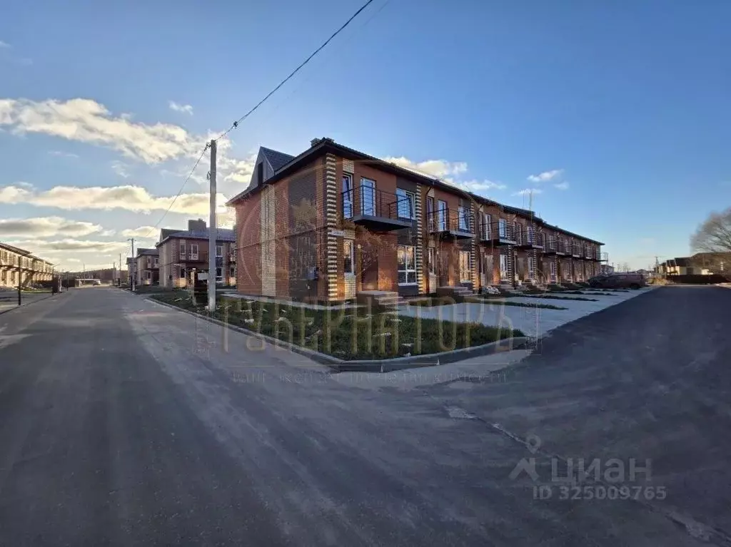 Таунхаус в Тверская область, Калининский муниципальный округ, д. ... - Фото 1