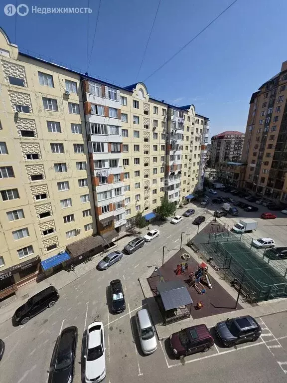 3-комнатная квартира: Каспийск, улица Магомедали Магомеджановa, 2А (68 ... - Фото 2