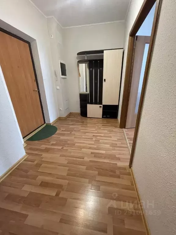 1-к кв. Свердловская область, Екатеринбург ул. 8 Марта, 188 (45.5 м) - Фото 2