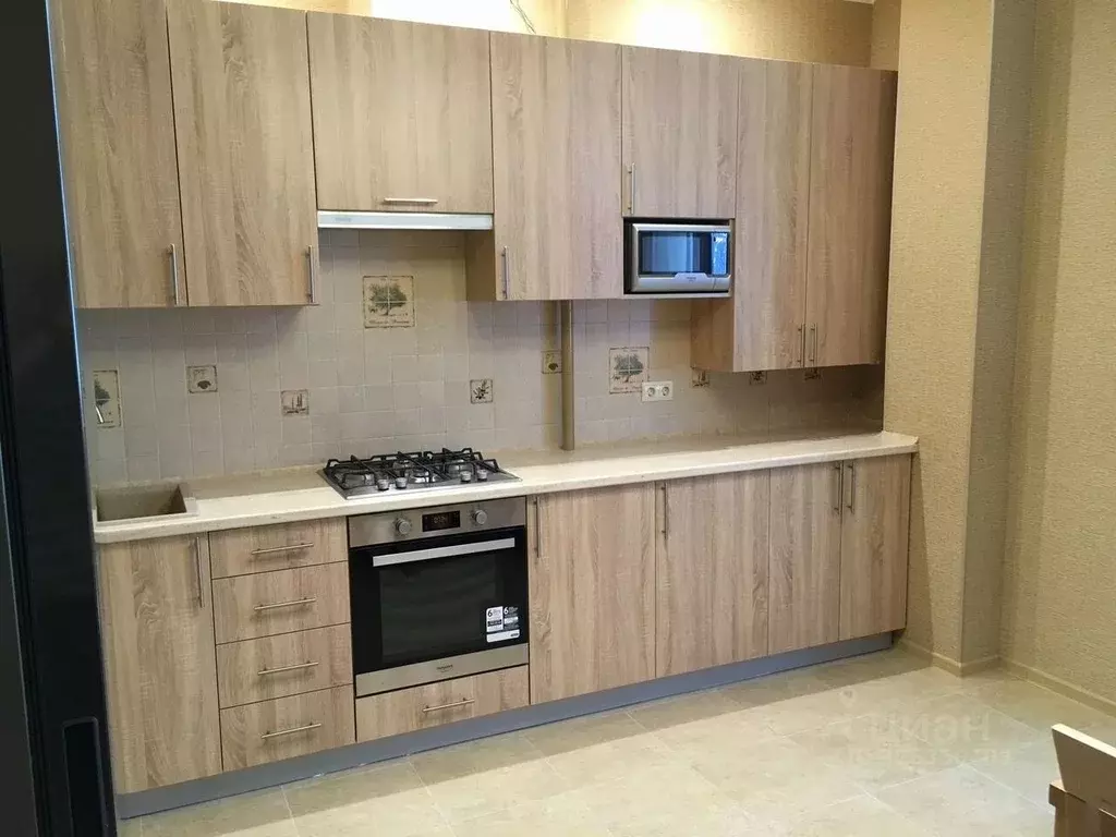 1-к кв. Крым, Симферополь пер. Смежный, 10к3 (51.0 м) - Фото 1