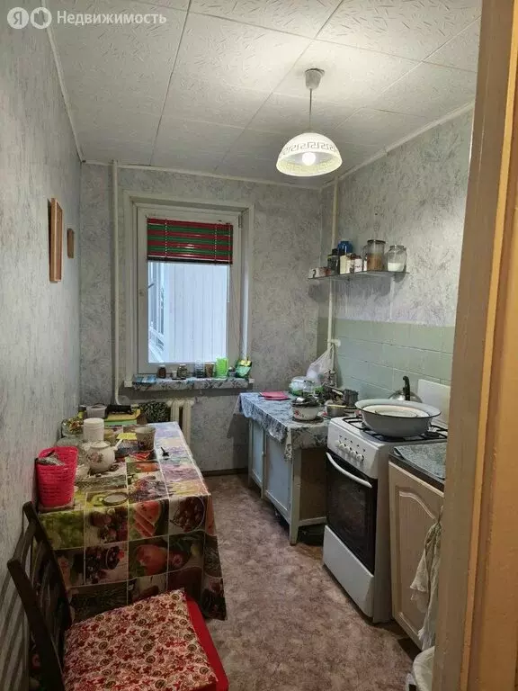 3-комнатная квартира: Нижнекамск, улица Кайманова, 18 (59 м) - Фото 2