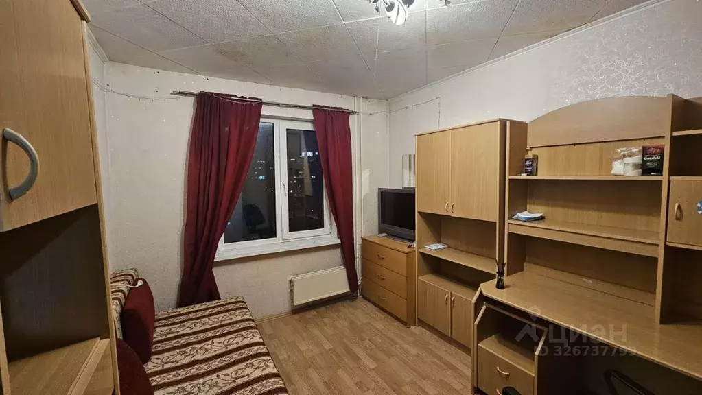 Комната Свердловская область, Екатеринбург ул. Амундсена, 66 (11.0 м) - Фото 1