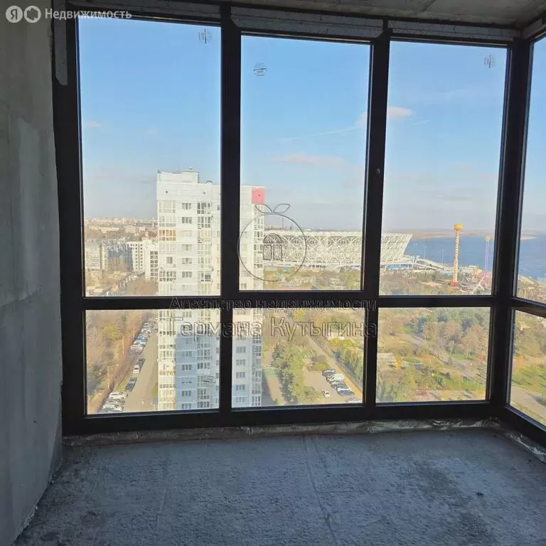 Квартира-студия: Волгоград, улица Глазкова, 2 (97 м) - Фото 2