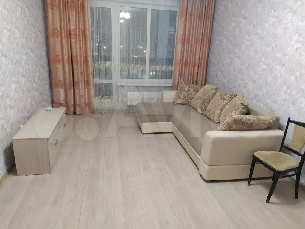 1-к. квартира, 45 м, 5/9 эт. - Фото 0