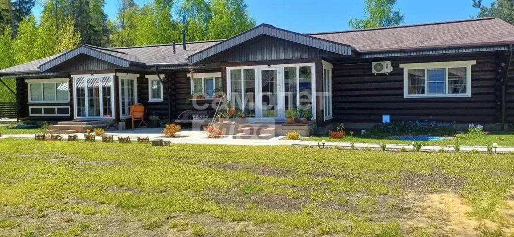 Дом в Марий Эл, Медведевский район, Куярское с/пос, пос. Куяр, ... - Фото 0