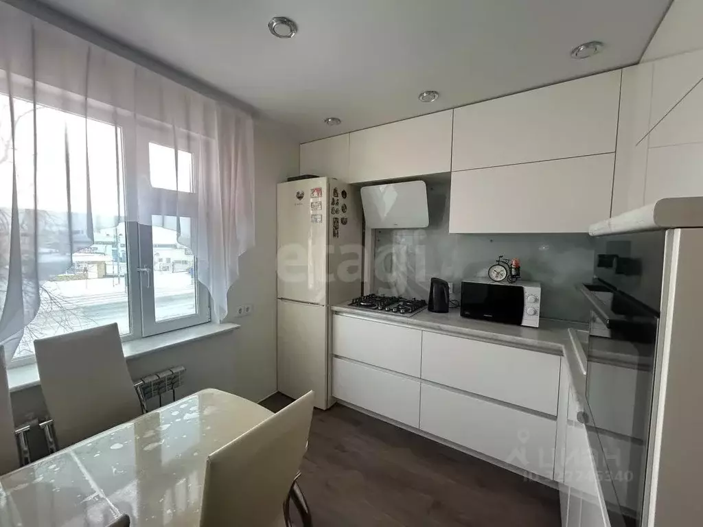 3-к кв. Ямало-Ненецкий АО, Новый Уренгой Советский мкр, 6/3 (65.6 м) - Фото 1